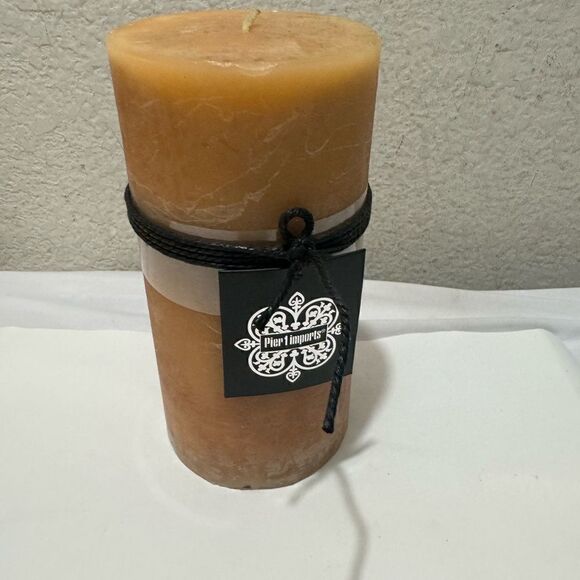 Pier 1 Imports Candle - Unscented NWT - Picture 1 of 4